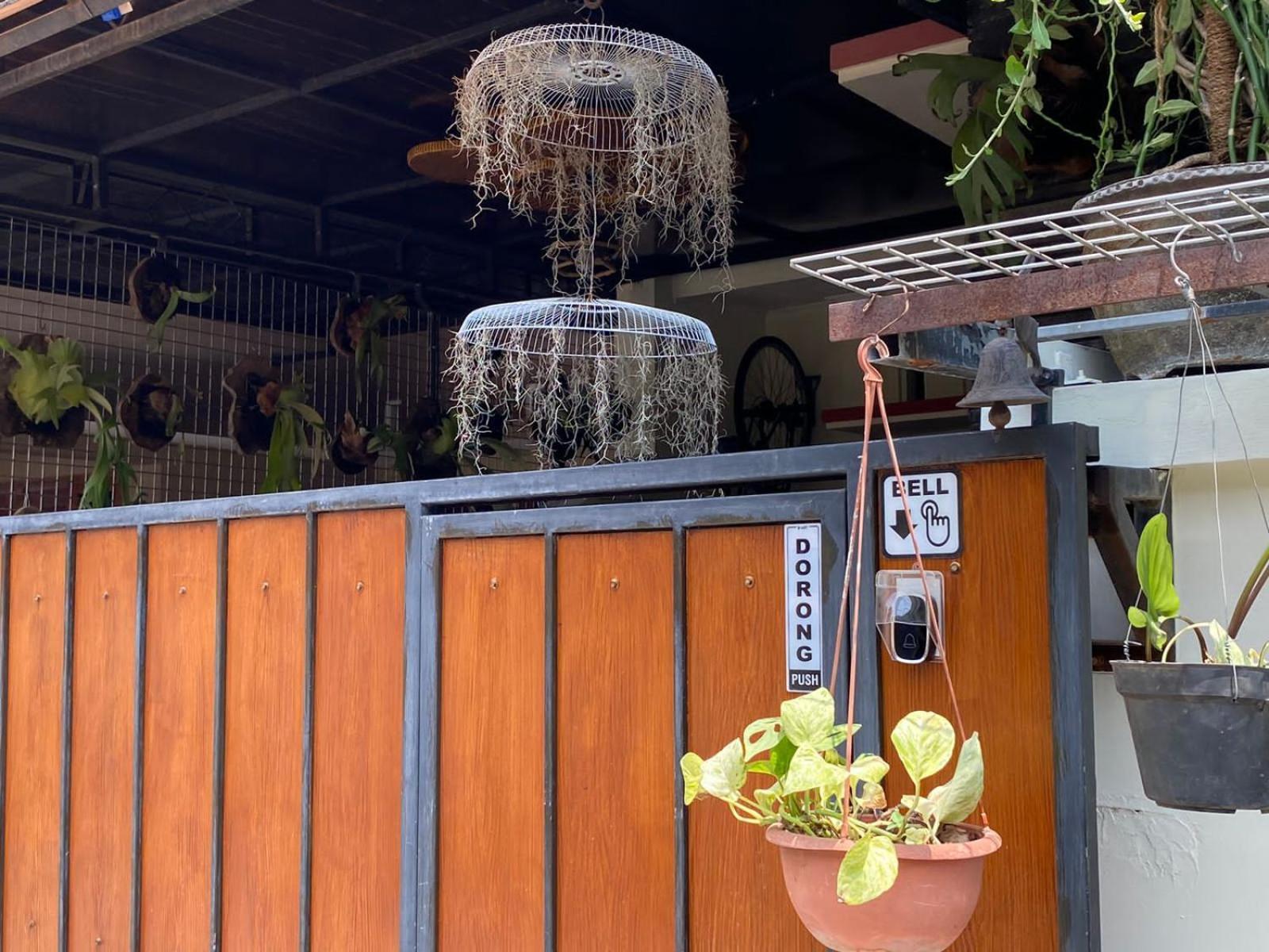 Coliving Jogja Sweet Home Kost Lengkap Di Jogjakarta Exterior photo