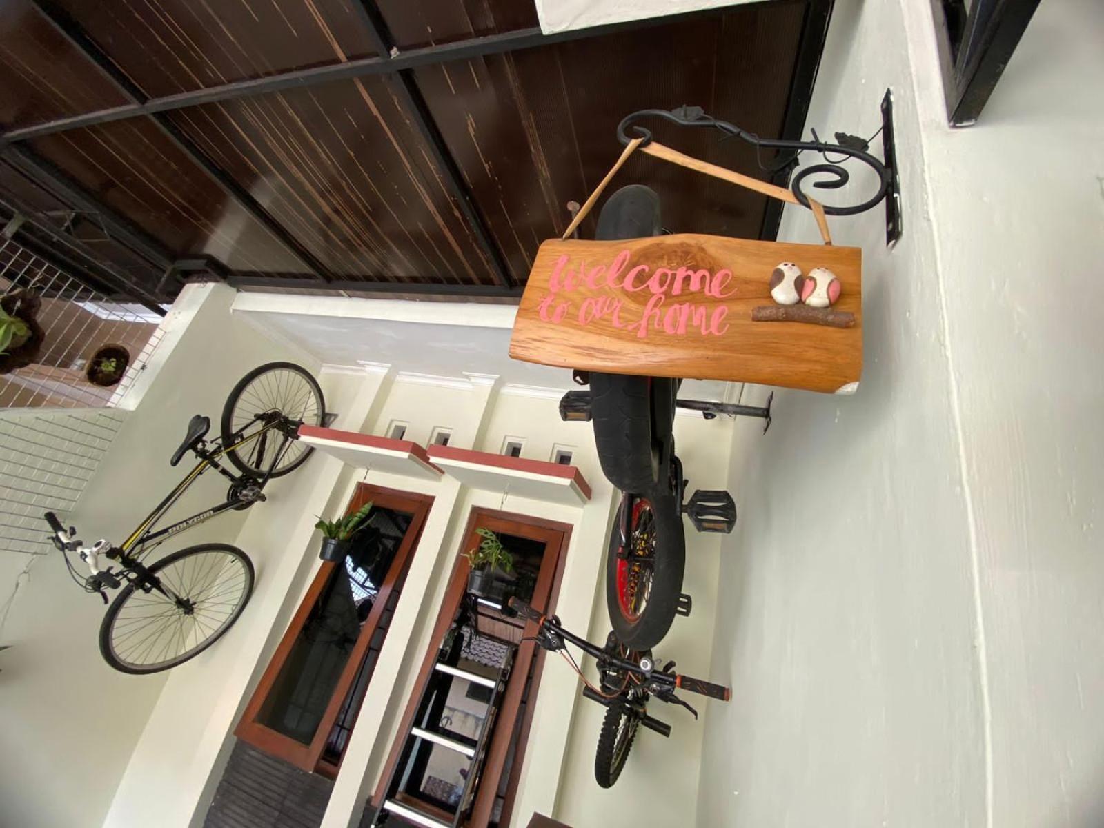 Coliving Jogja Sweet Home Kost Lengkap Di Jogjakarta Exterior photo